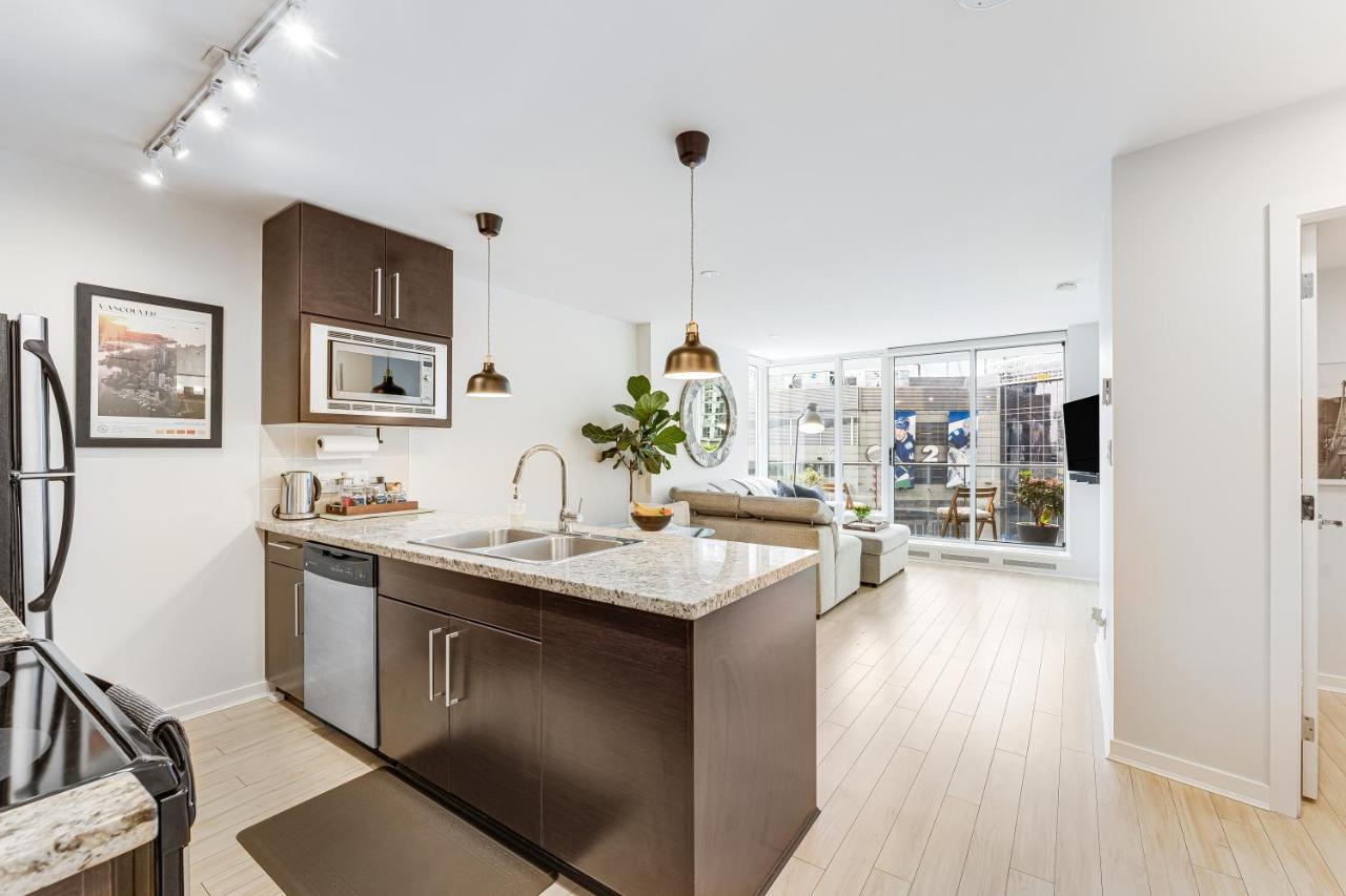 Heart Of Downtown 1 Bd Entire Condo - Pool, Gym, Parking, Office, Ac Ванкувер Екстер'єр фото