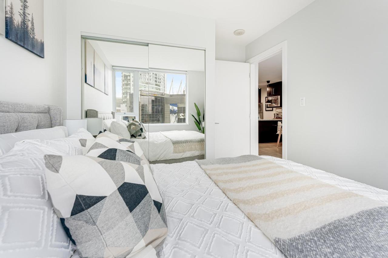 Heart Of Downtown 1 Bd Entire Condo - Pool, Gym, Parking, Office, Ac Ванкувер Екстер'єр фото